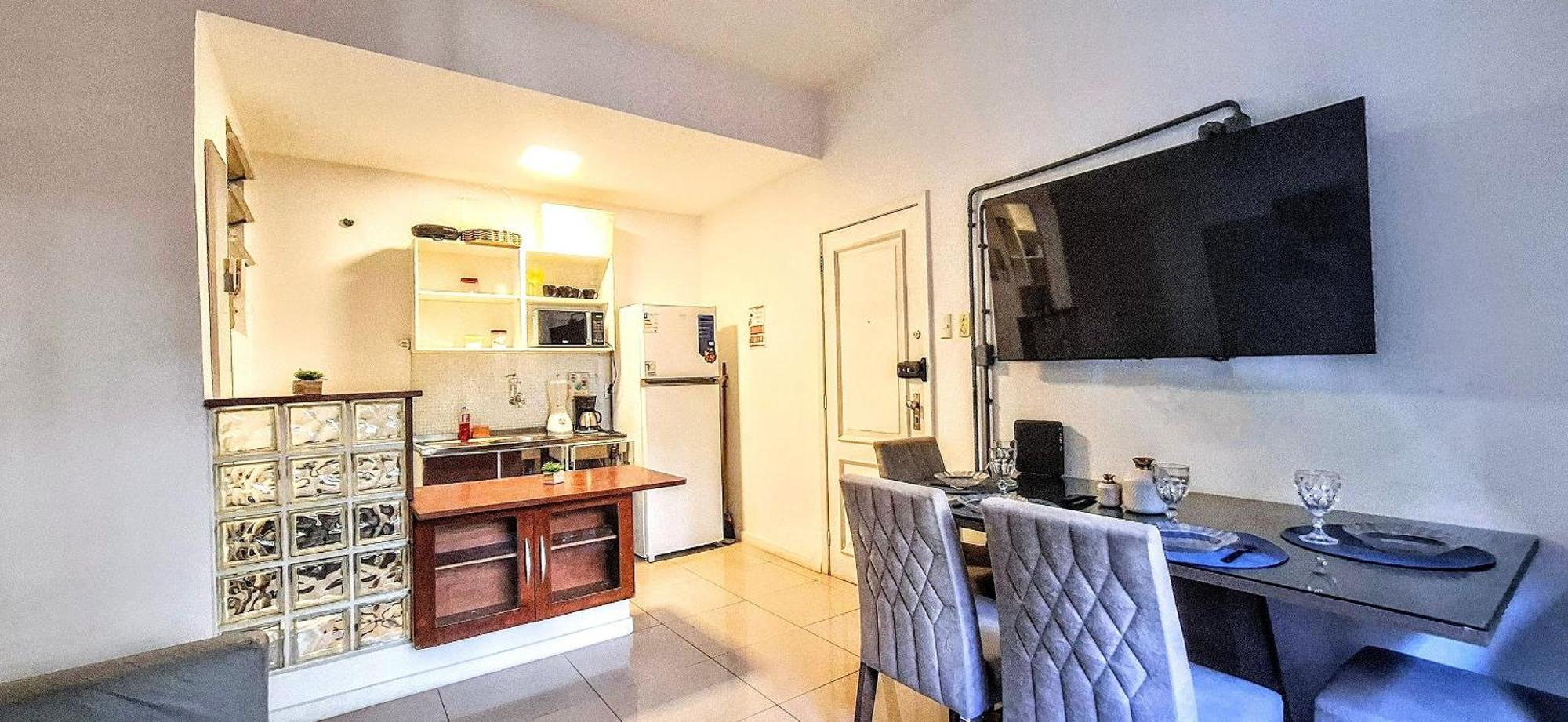 Must Leblon - Pacote: 4 Hospedes, + 1 Ticket Appartement *